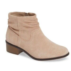 Vionic Kanela Cream Suede Ankle Booties Boot Womens 6.5‎ Wide New